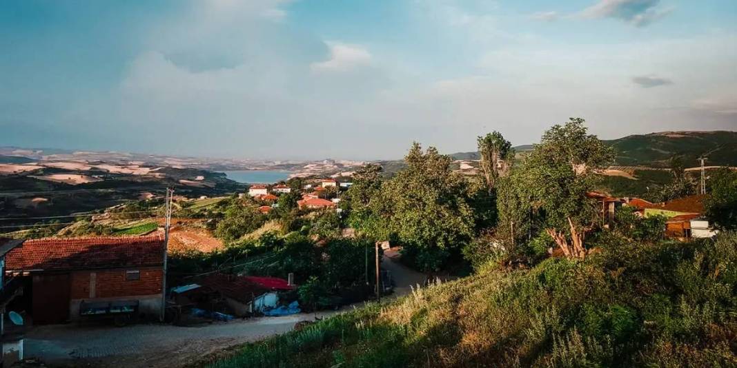 İsviçre’yi aratmayan Türkiye’nin doğa harikası! Hem şehre yakın hem kaçış noktası: Yeşil ve mavi burada buluşuyor 3